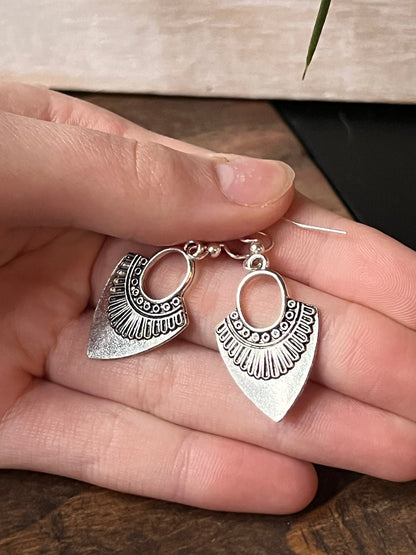 Boho Silver Dangle earrings // Handmade Unique Earrings //